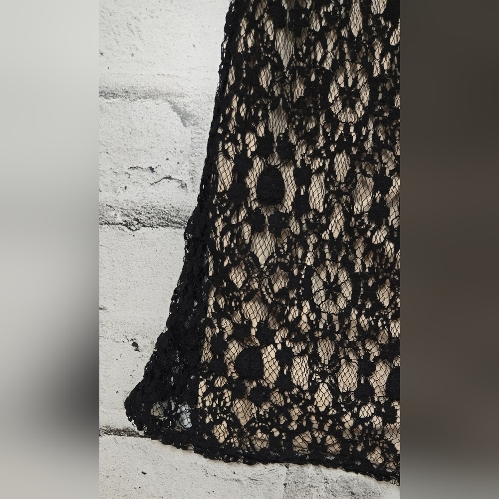 Black Halo Black Lace Nude Lined Cocktail Dress Size Small - Picture 8 of 10